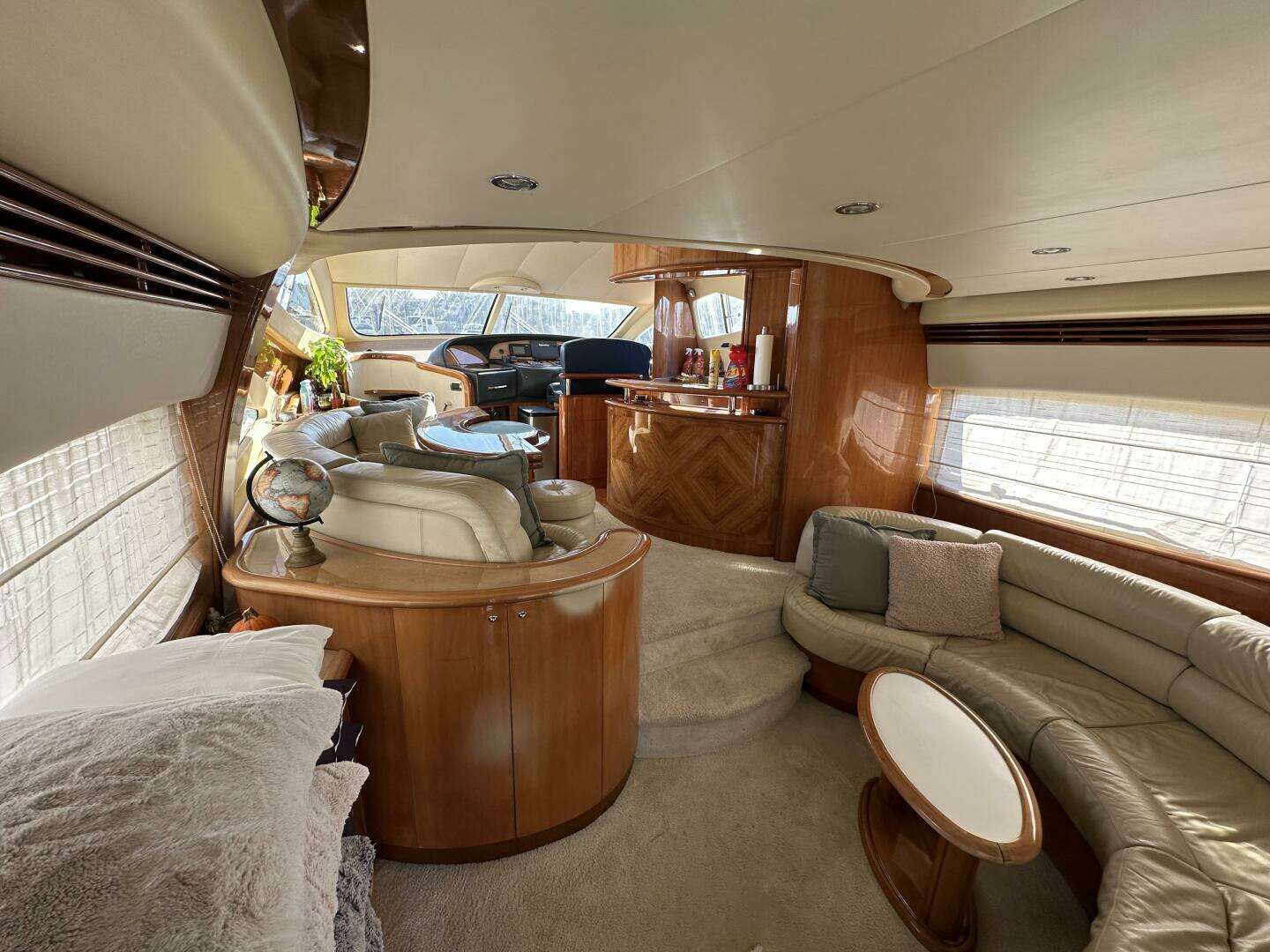 2003 Aicon 56 Flybridge - Image 12