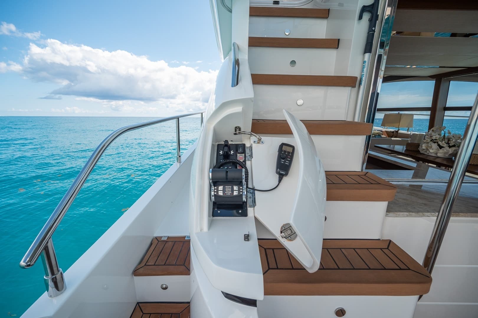 2017 Princess 68 Flybridge - Image 13