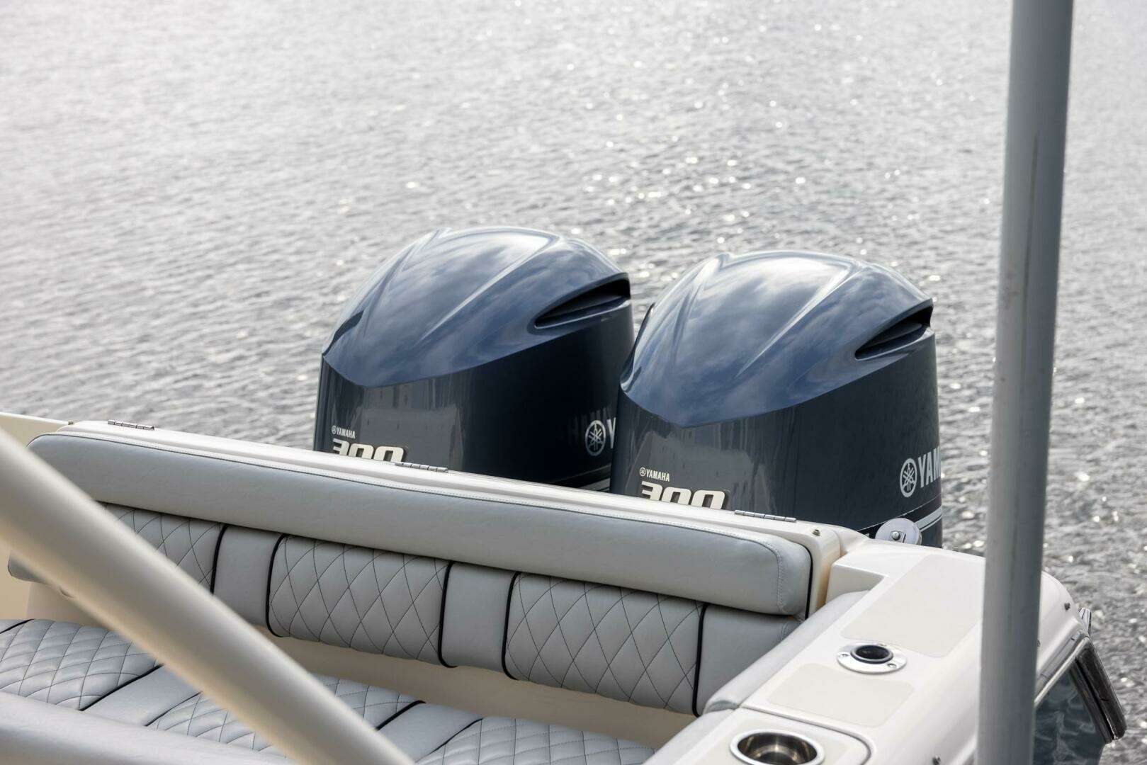 2012 Pursuit ST 310 Sport - Image 19