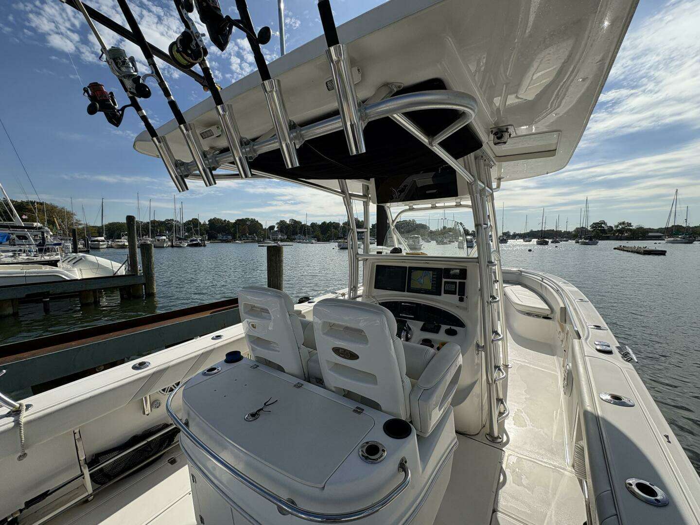 2008 Boston Whaler 320 Outrage - Image 15