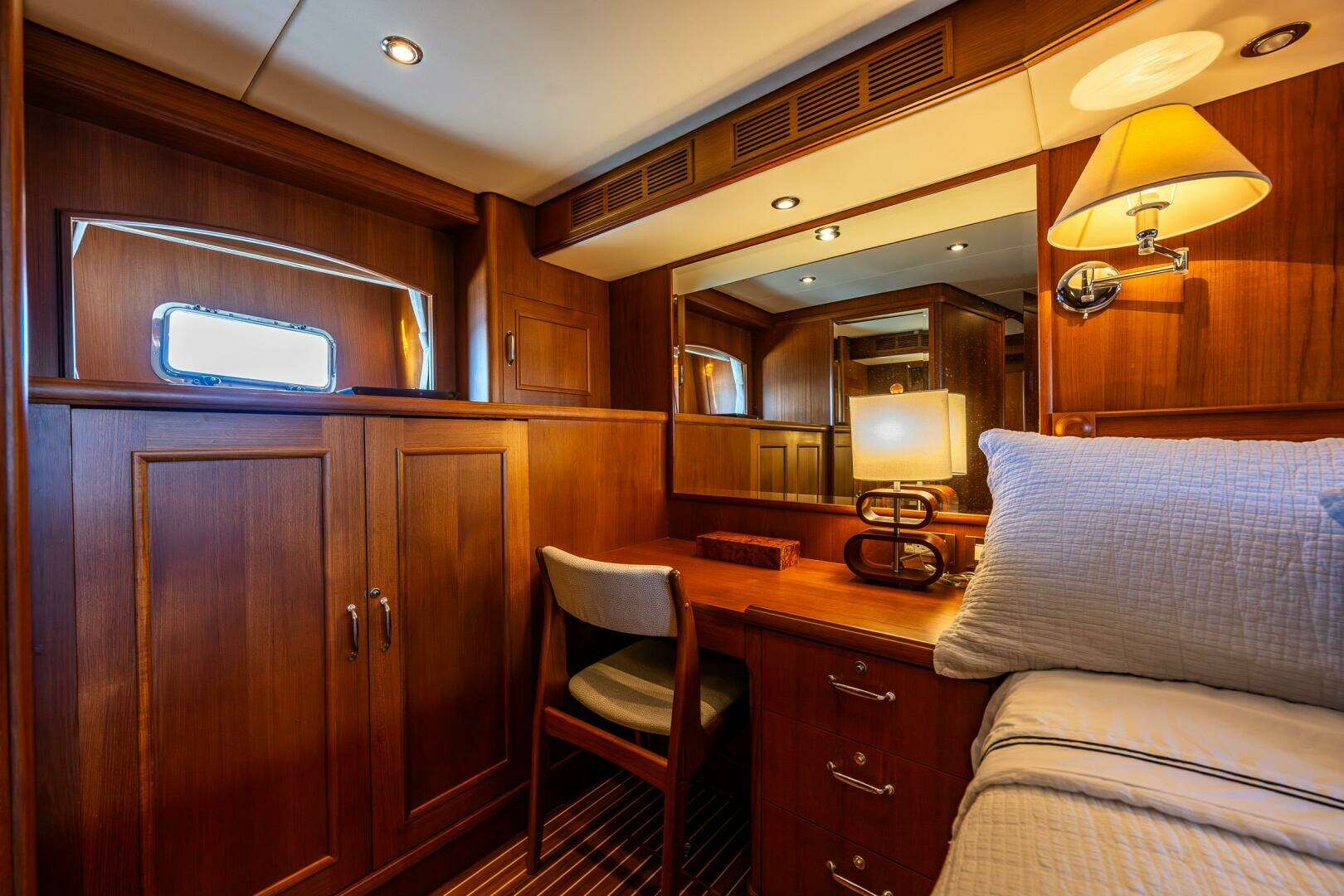 2007 Grand Banks 59 Aleutian Raised Pilothouse - Image 19