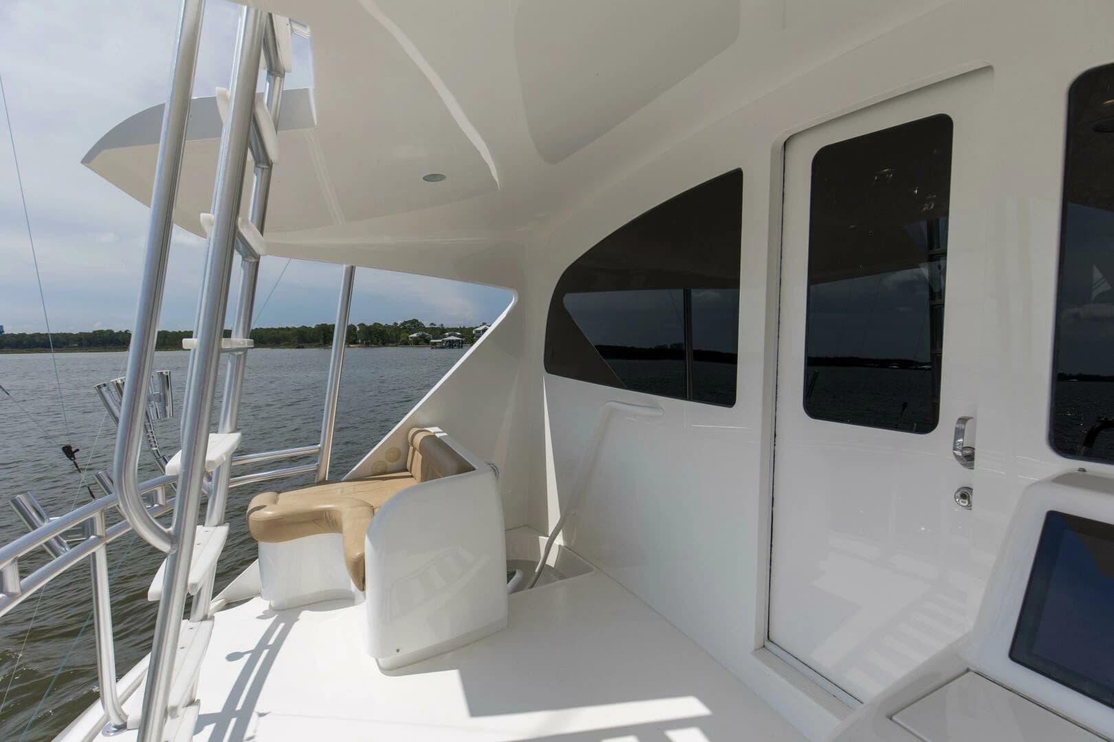 2016 Viking 92 Enclosed Bridge - Image 53
