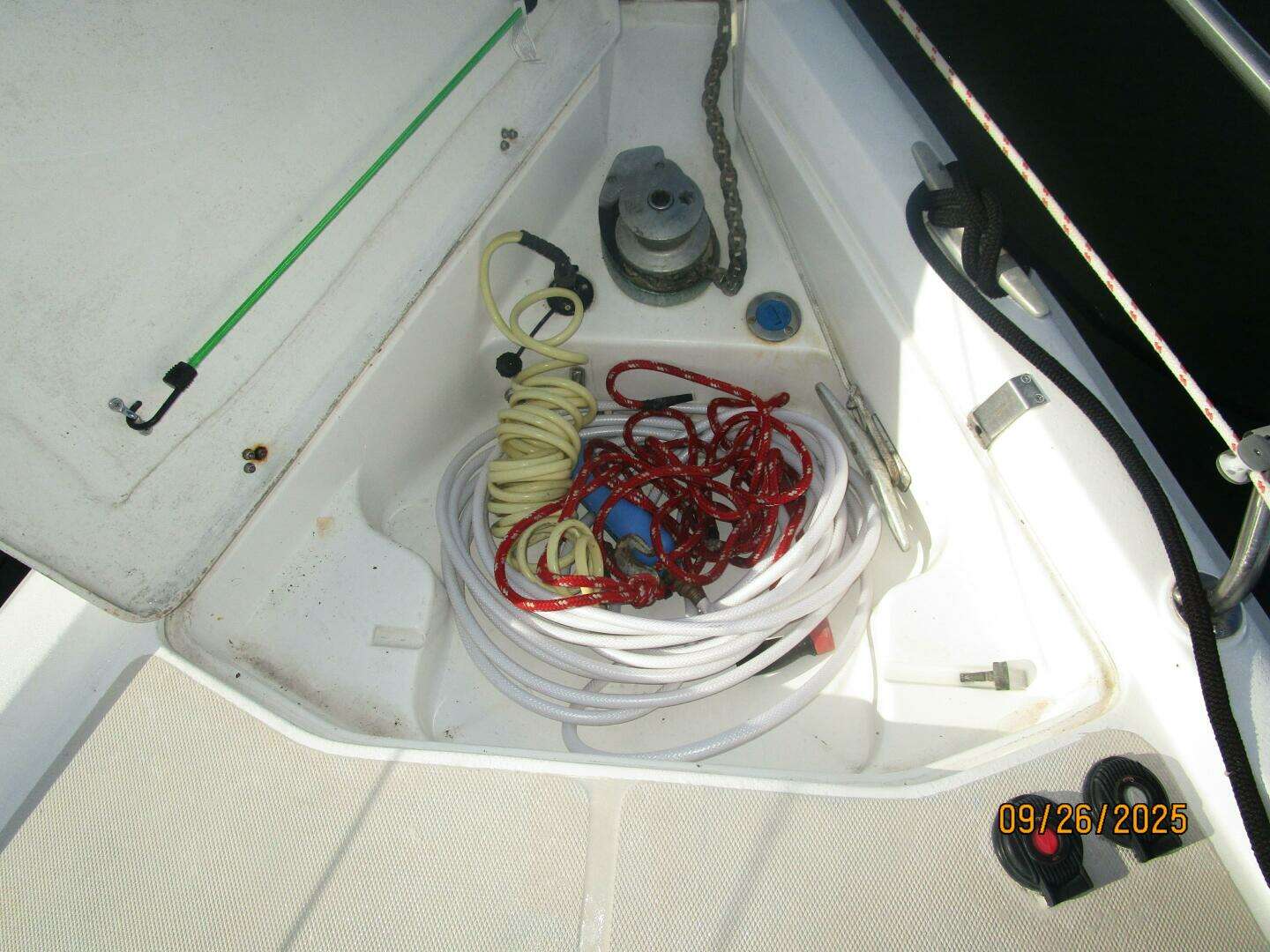 1998 Hunter 376 - Image 8