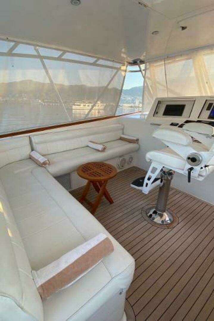 2004 Cabo 45 Express Los Suenos Edition - Image 6