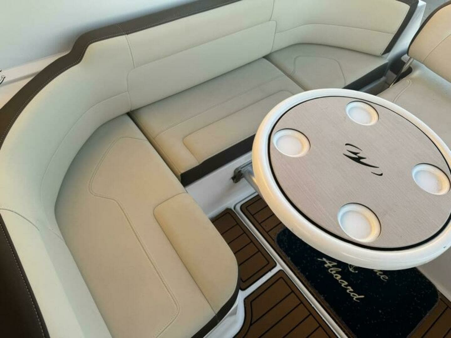 2018 Monterey 295 Sport Yacht - Image 22