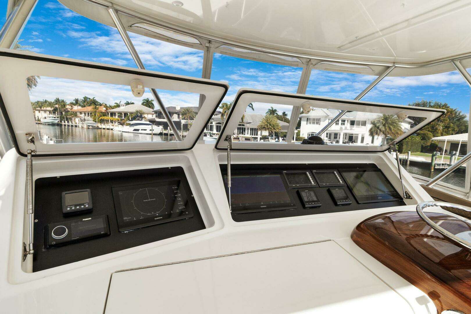2015 Viking 46 Convertible - Image 29