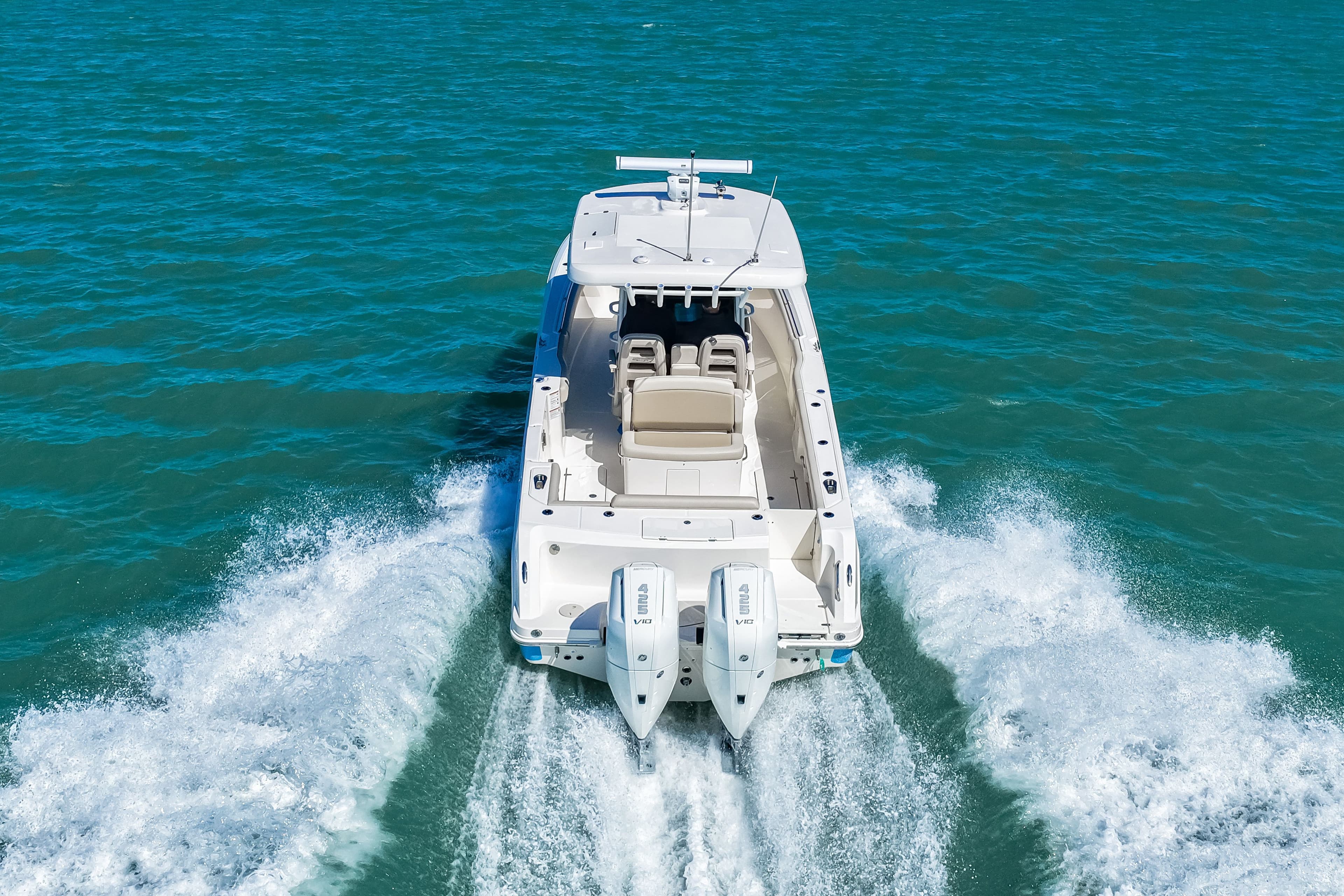 2026 Boston Whaler 330 Outrage - 30