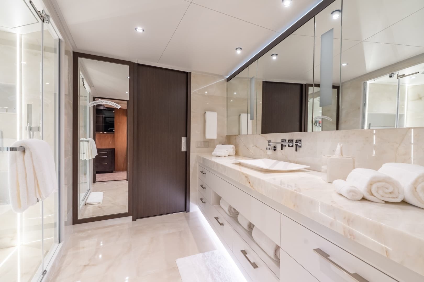 2026 Hargrave E Series Superyachts Division - Image 15