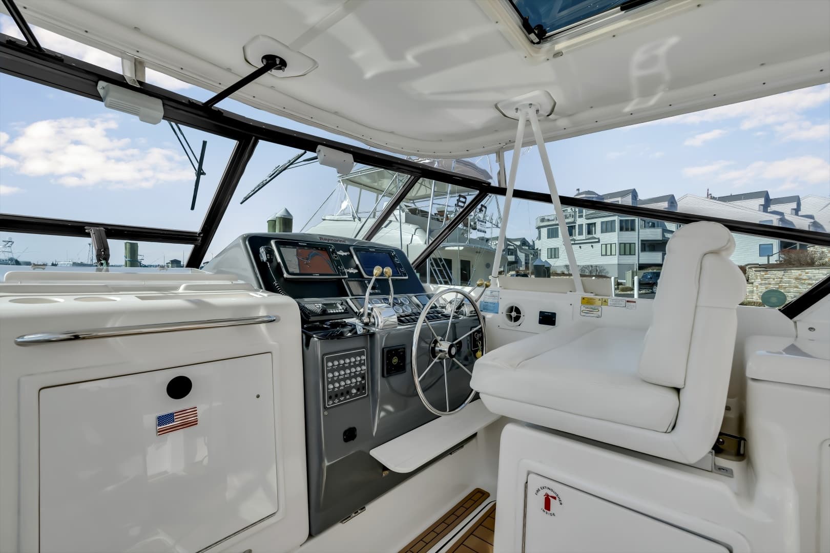 2002 Tiara Yachts 4100 Open - Image 33