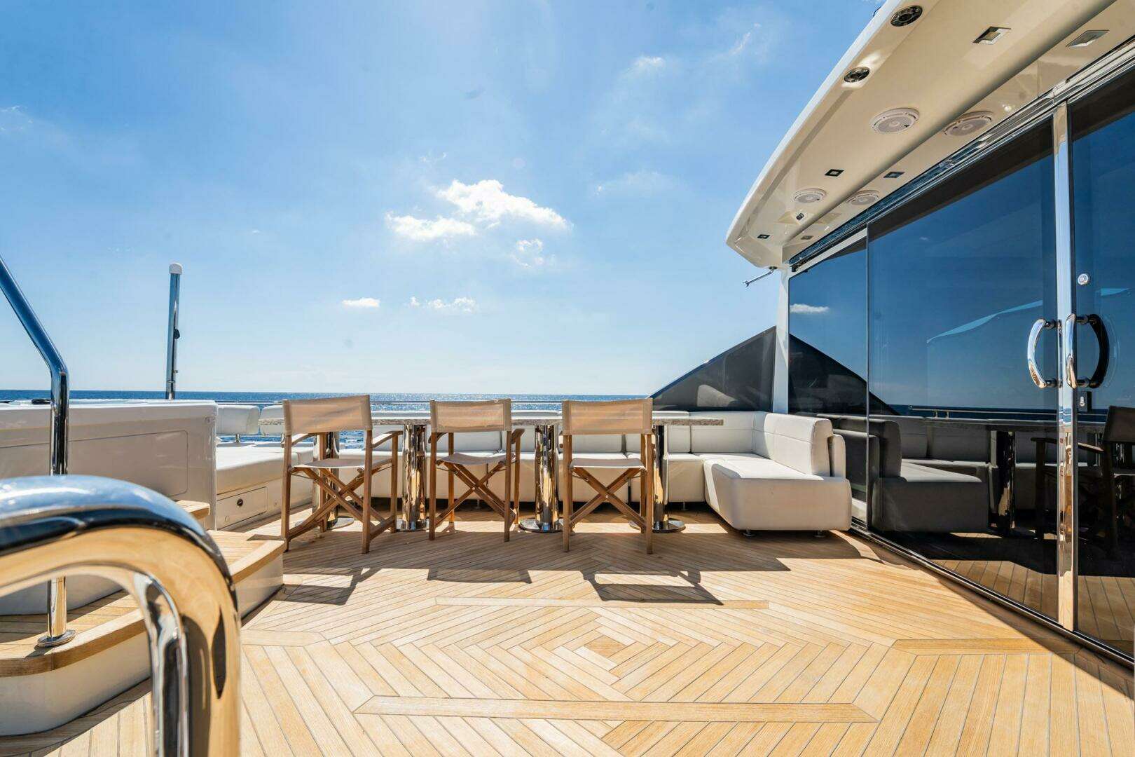 2021 Ocean Alexander 27 Explorer - Image 60