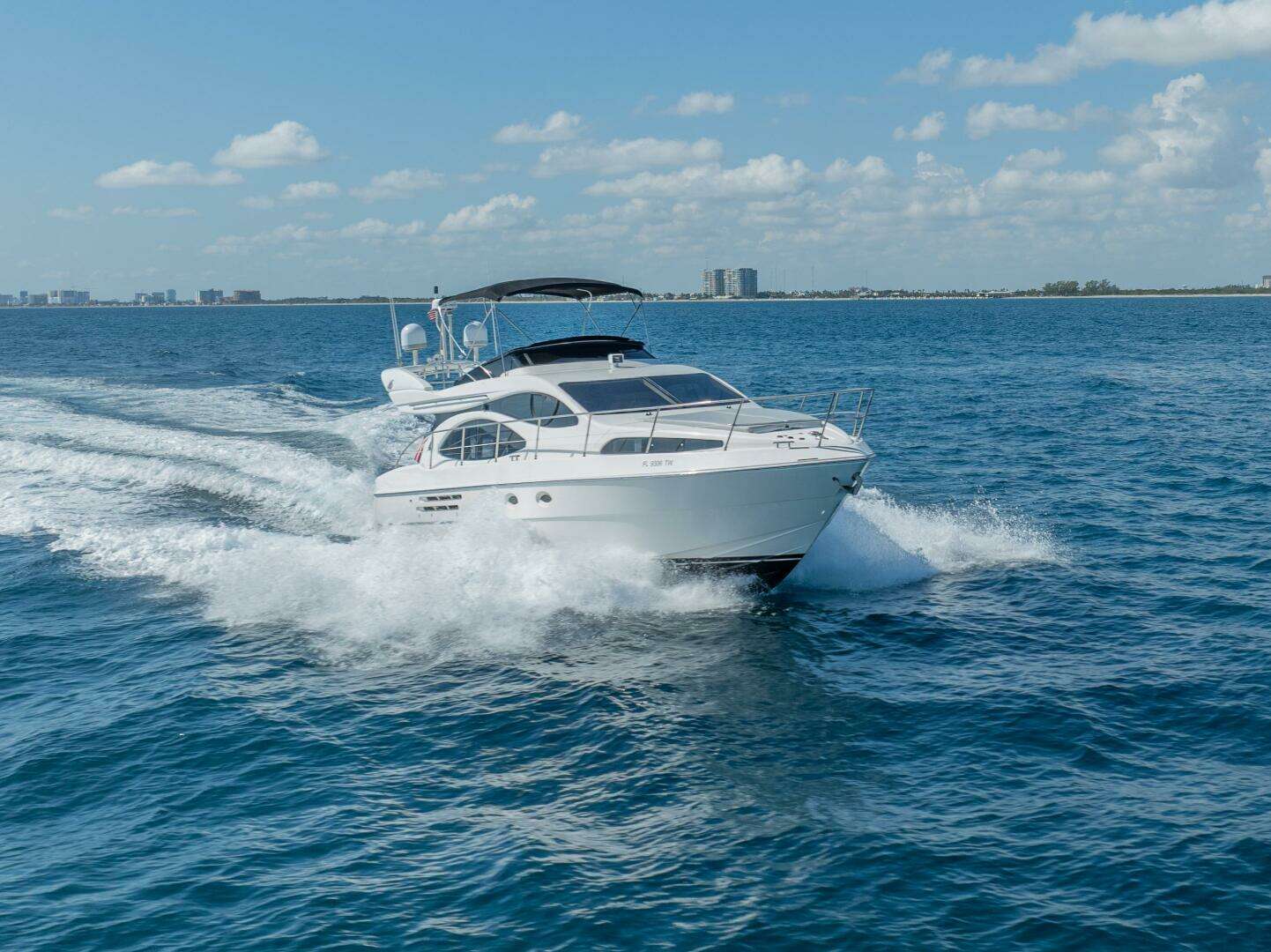 2001 Azimut 46 - Image 18
