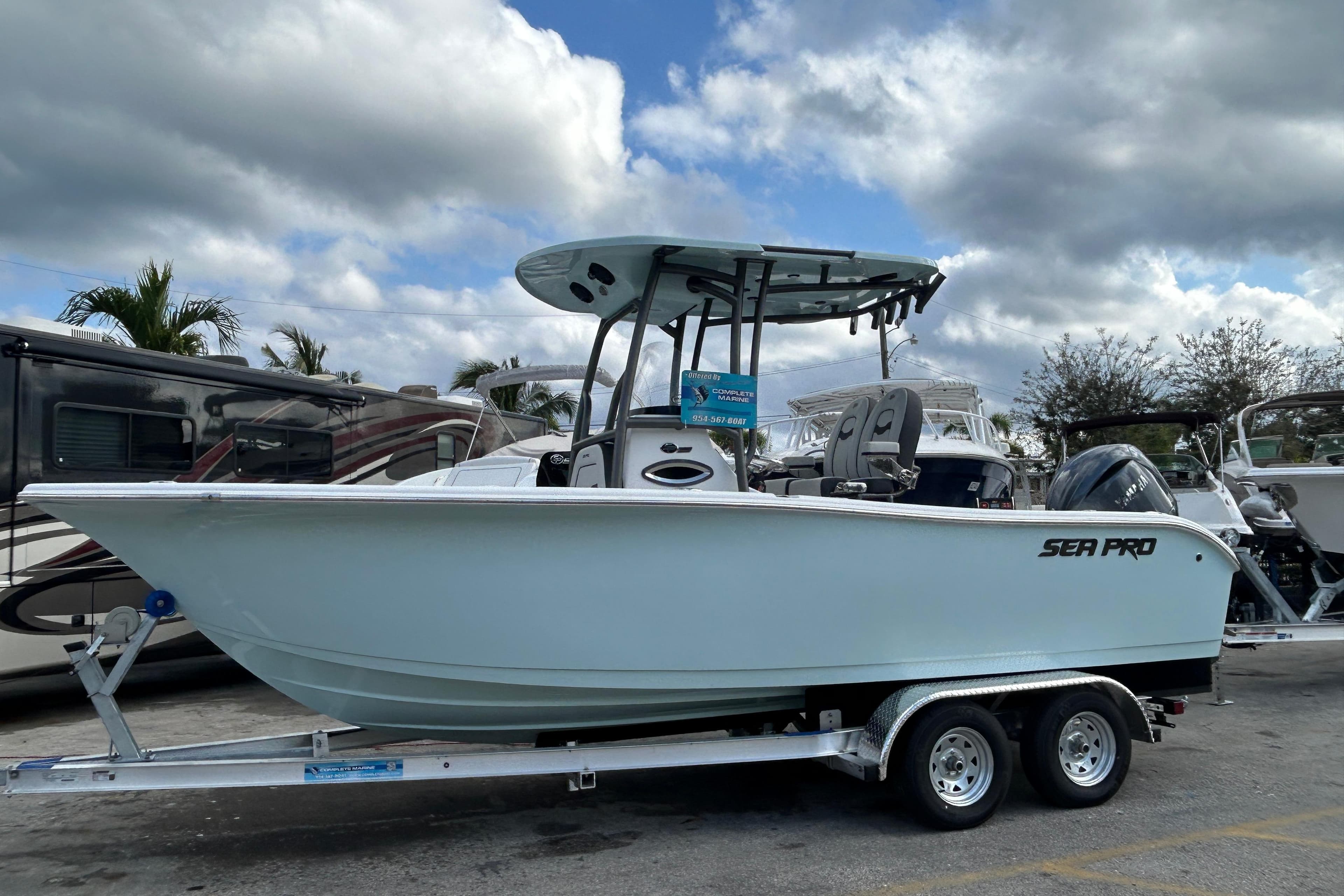2026 Sea Pro 222 Center Console