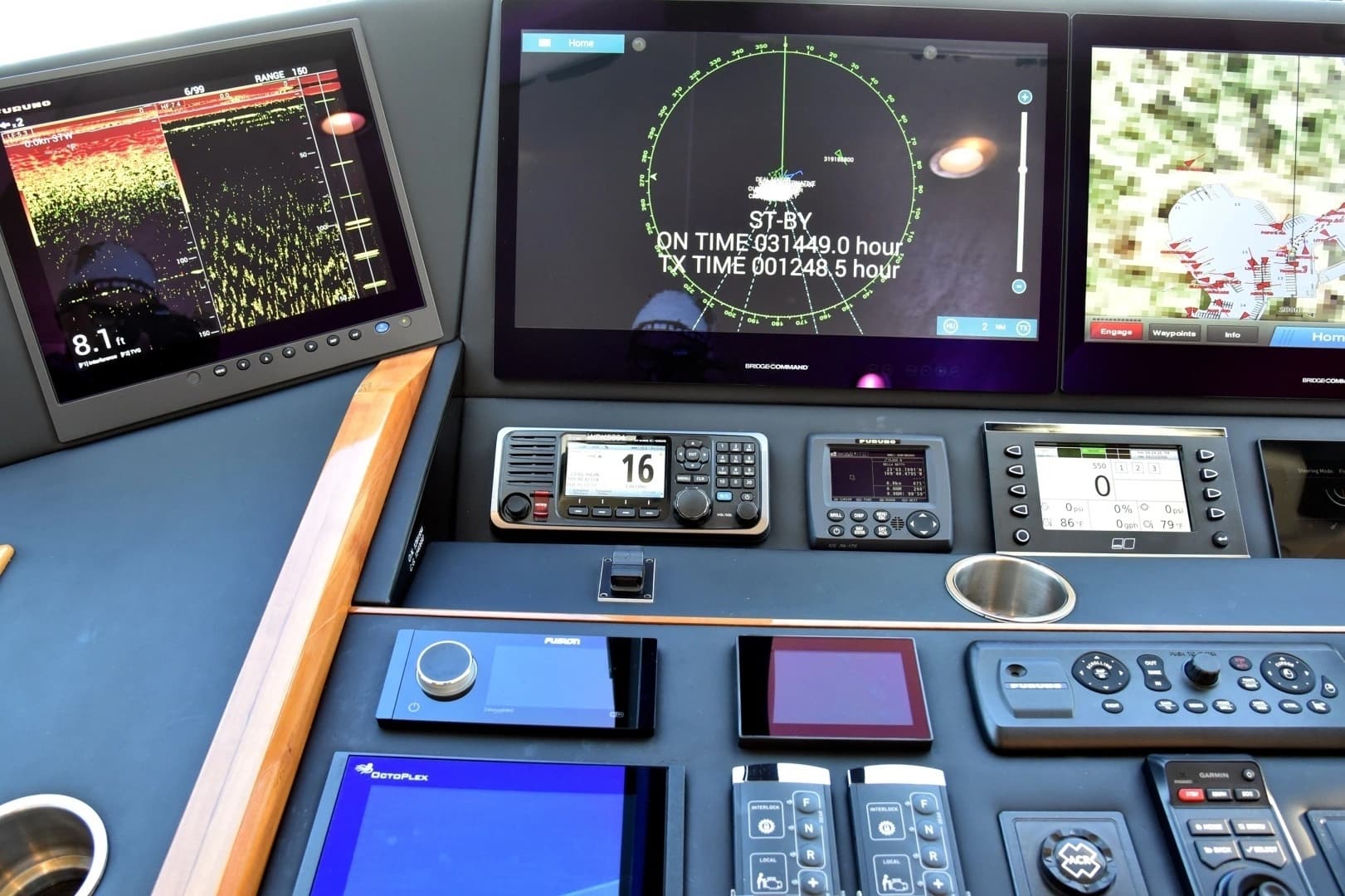 2019 Viking 80 Skybridge - Image 65