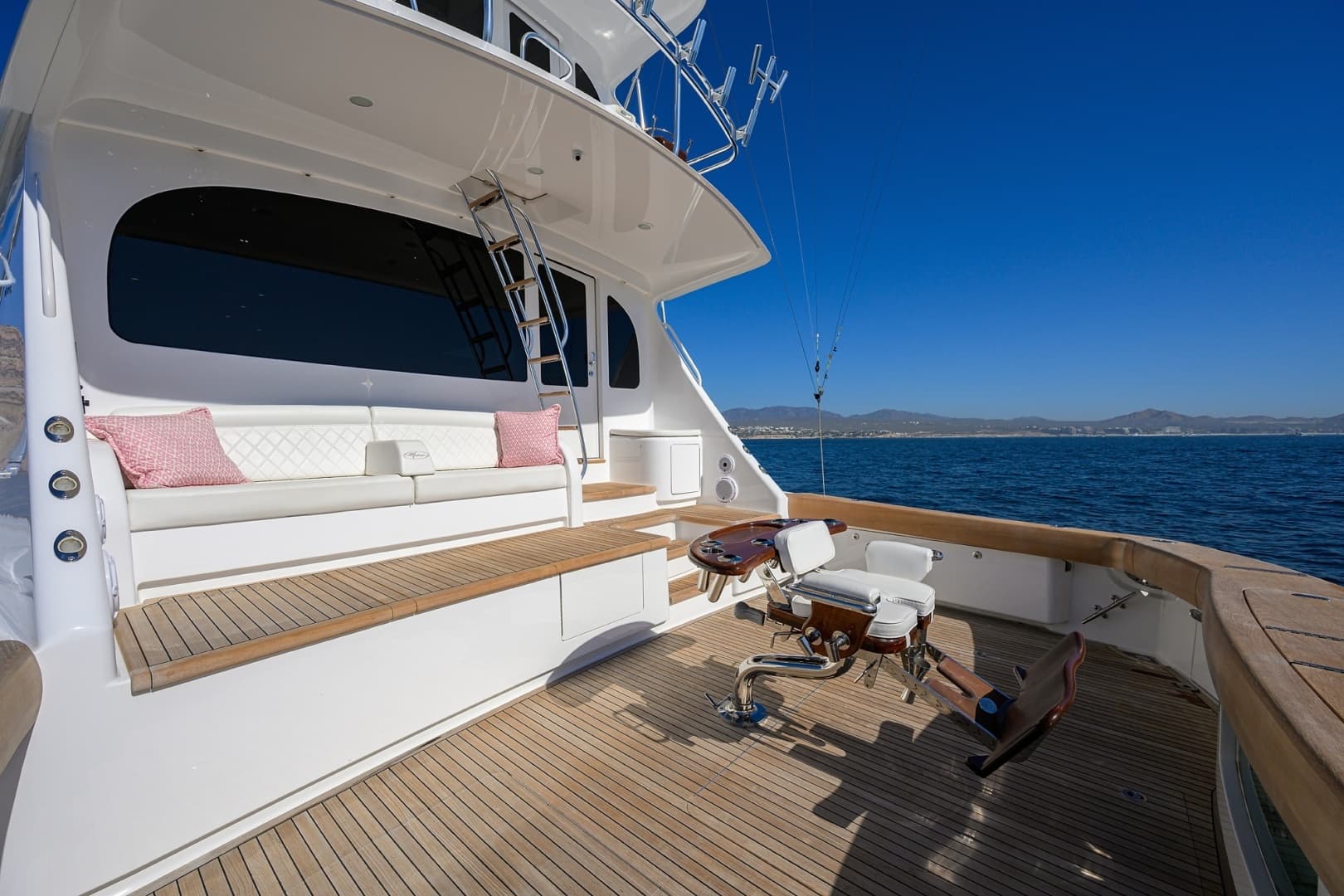 2023 Viking 80 Skybridge - Image 43