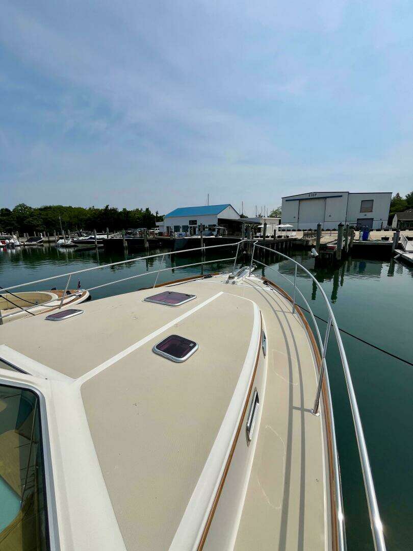 2010 Sabre 40 Sedan - Image 49