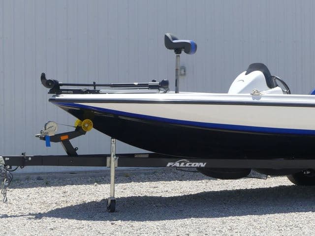 2025 Falcon 18 Freedom - 32