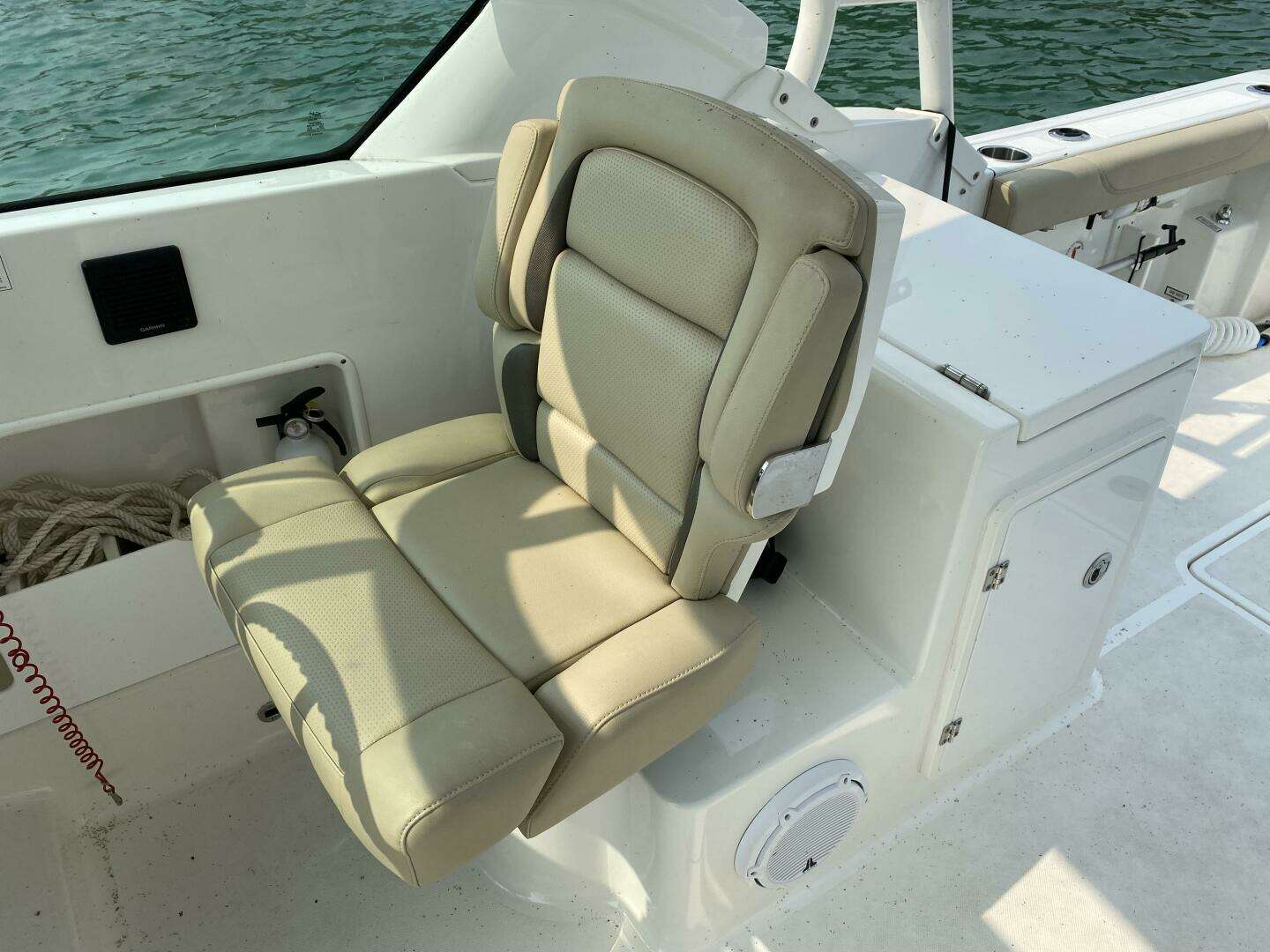2021 Pursuit 266 Dual Console - Image 34