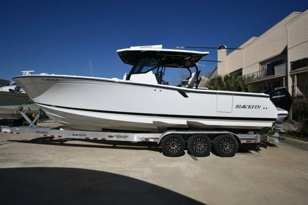 2021 Blackfin 332