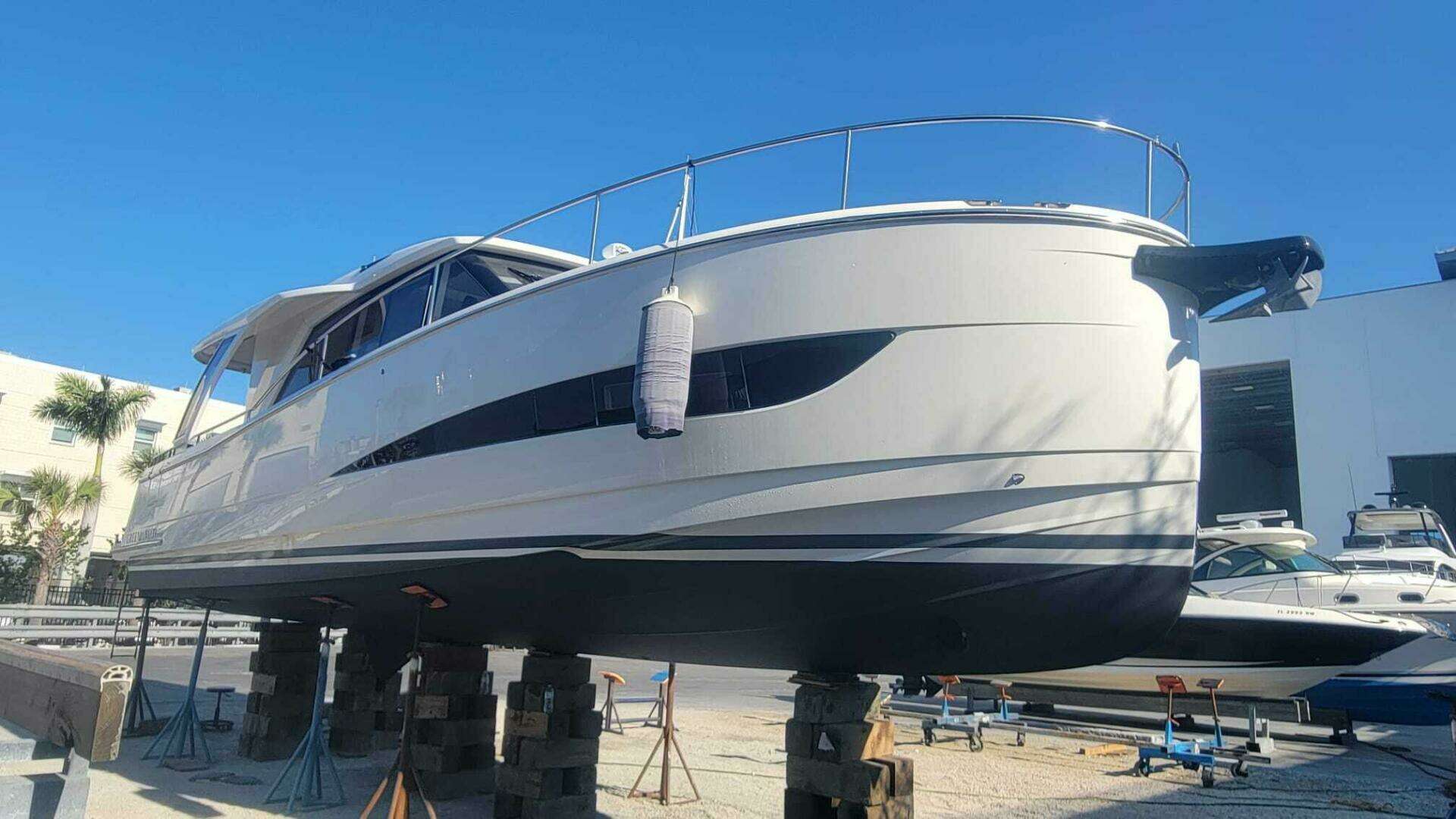 2022 Greenline 39 Hybrid - Image 41