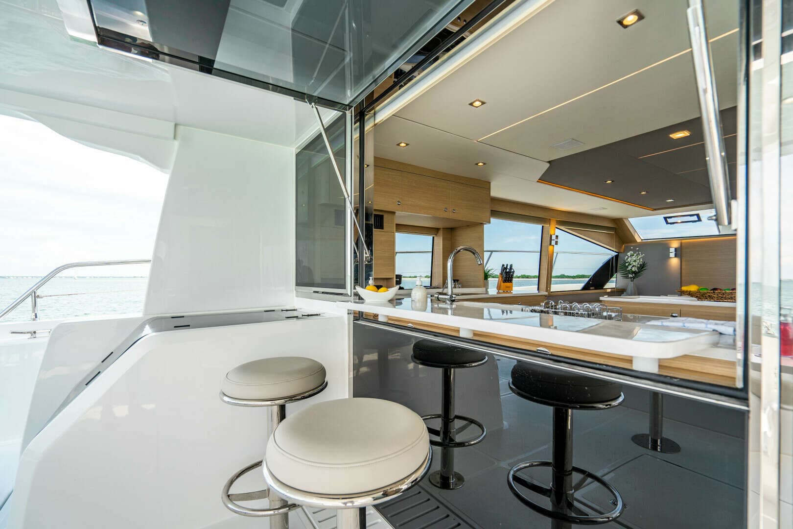 2024 Aquila 54 Yacht - Image 17