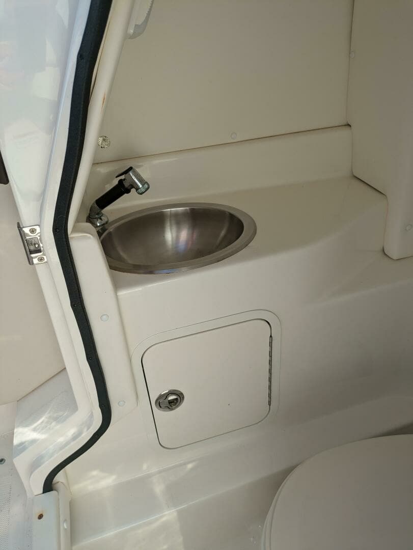 2013 Sea Ray 270 SLX - Image 14