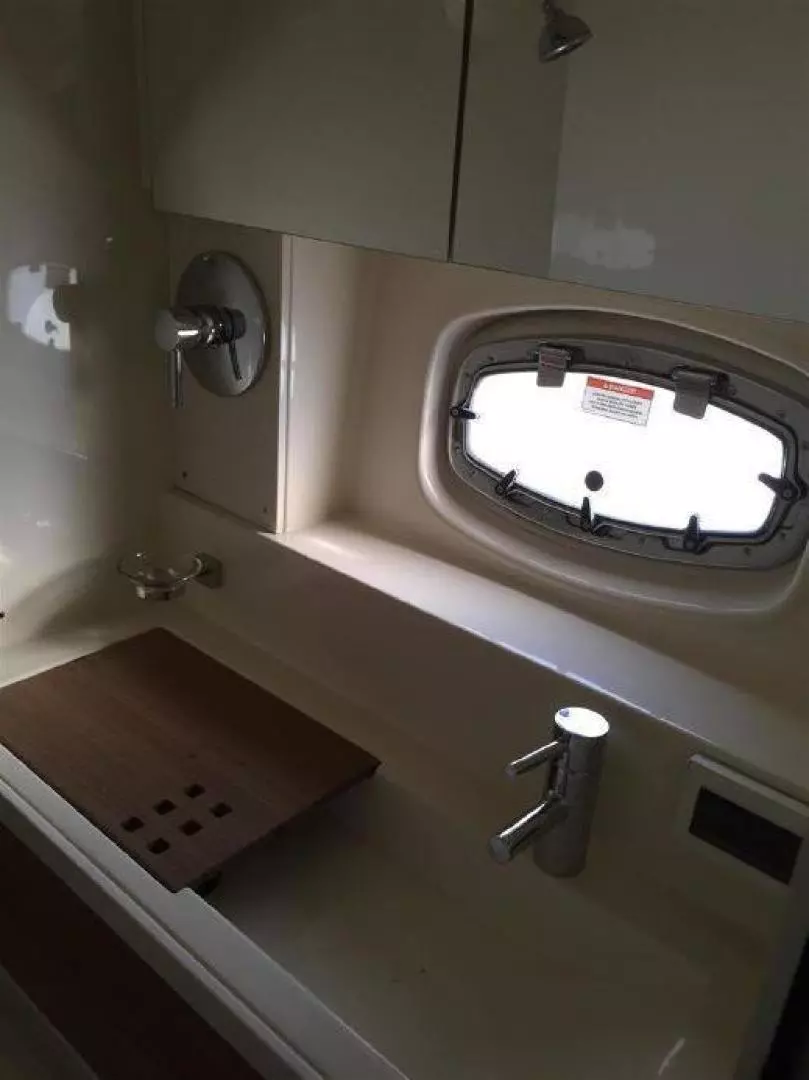 2013 Sea Ray Sundancer - Image 45