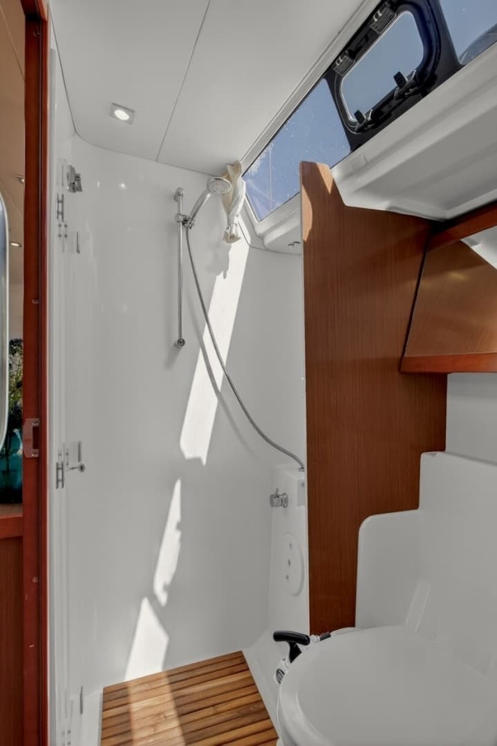 2012 Beneteau Oceanis 48 - Image 43