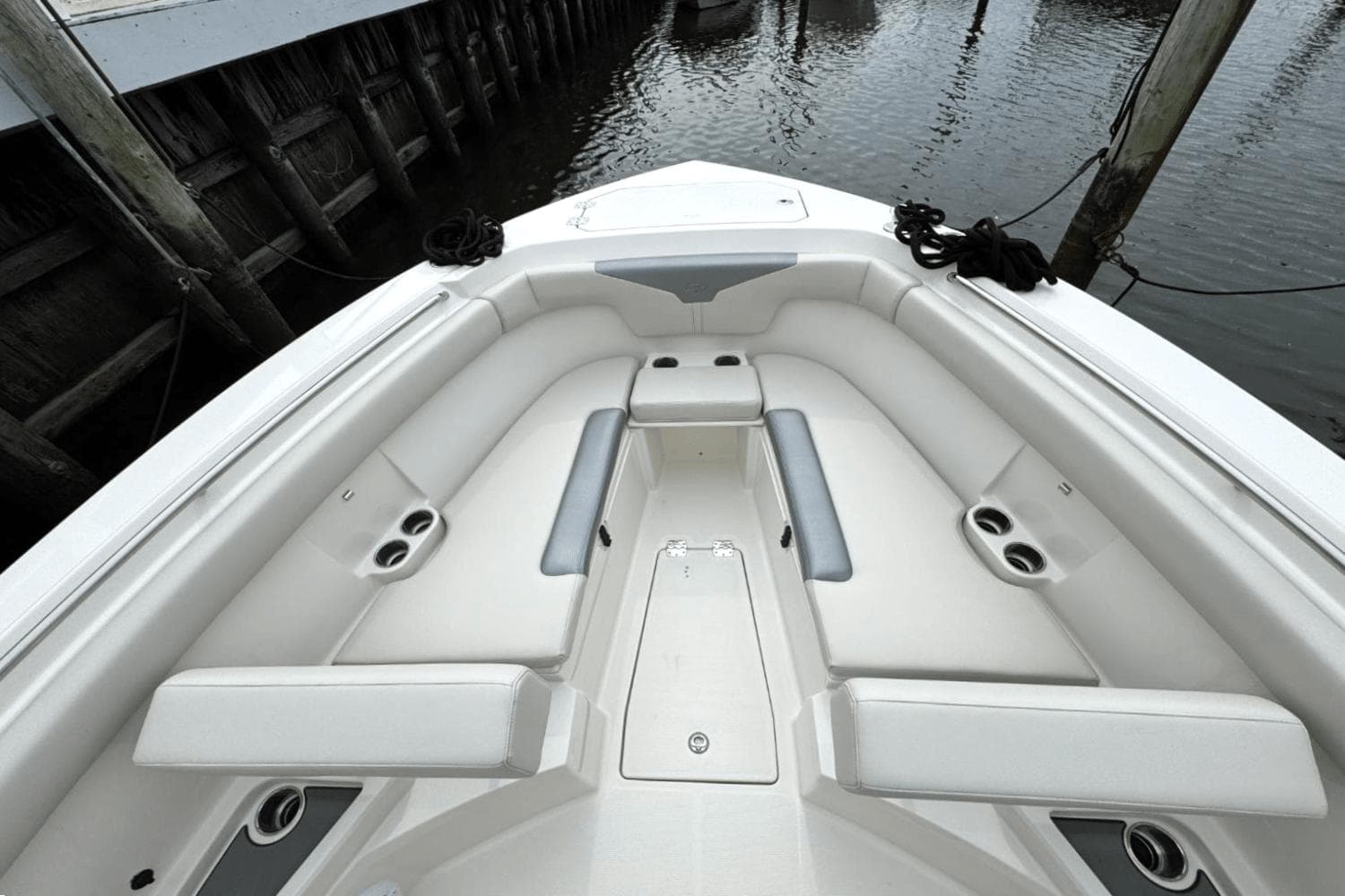 2025 Sailfish 312 CC - 51