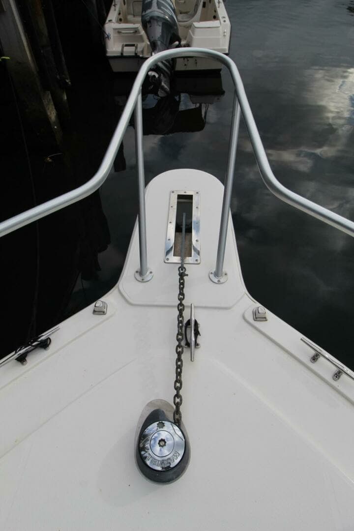 2006 Albemarle 320 Express - Image 7