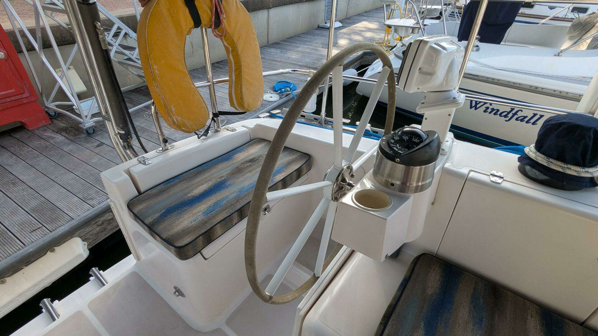 2005 Saga 409 - Image 98