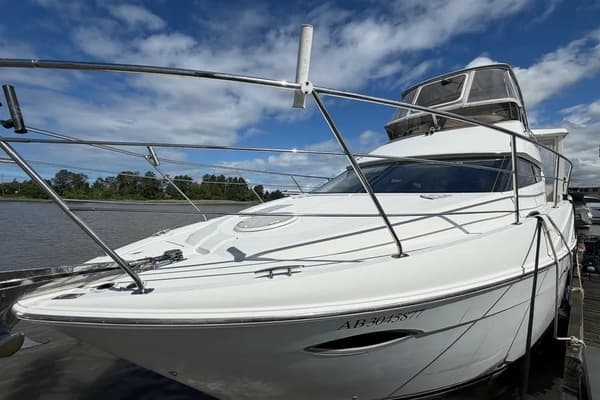 2008 Carver 47MY - Image 1
