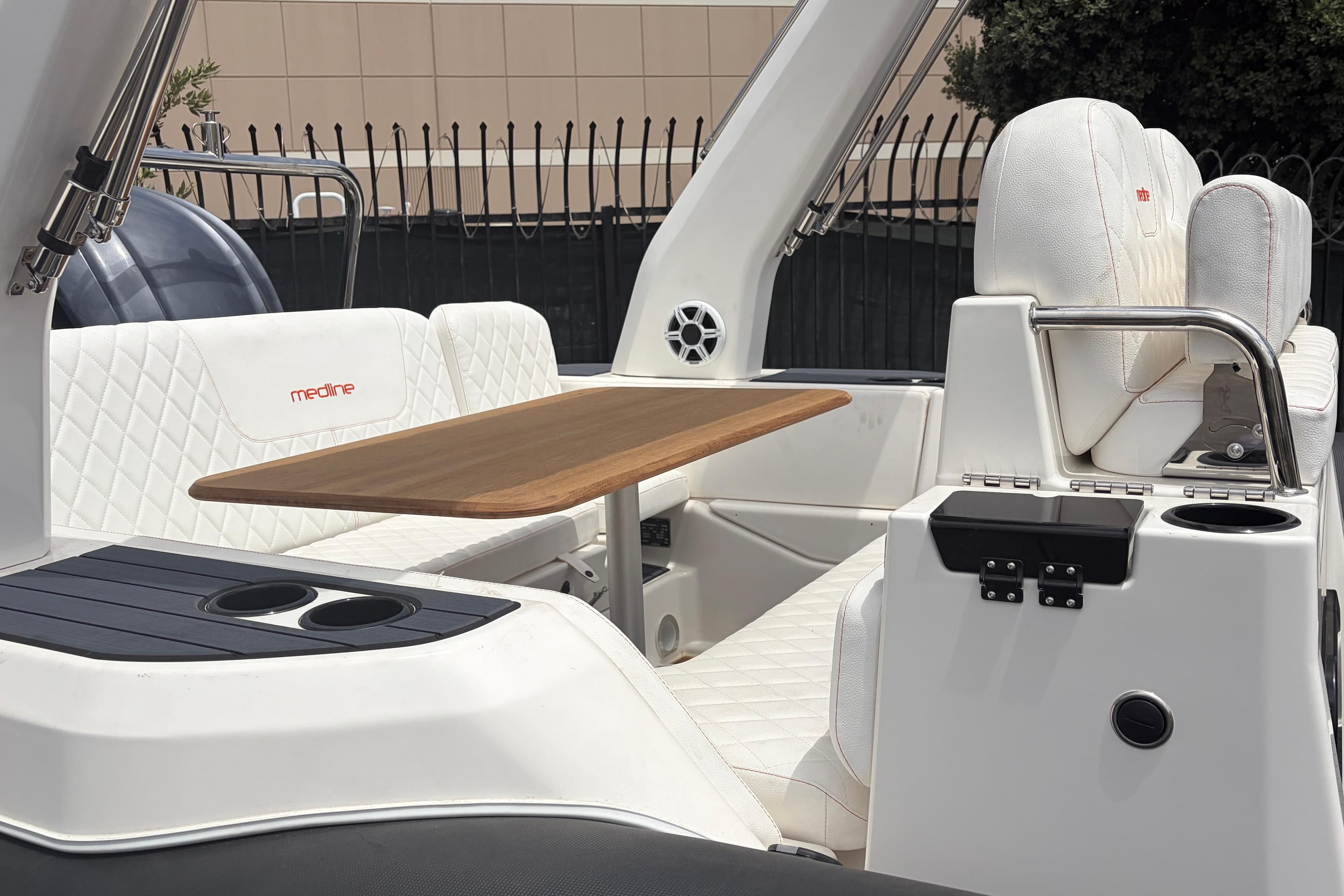 Zodiac Medline 7.5 GT Stern