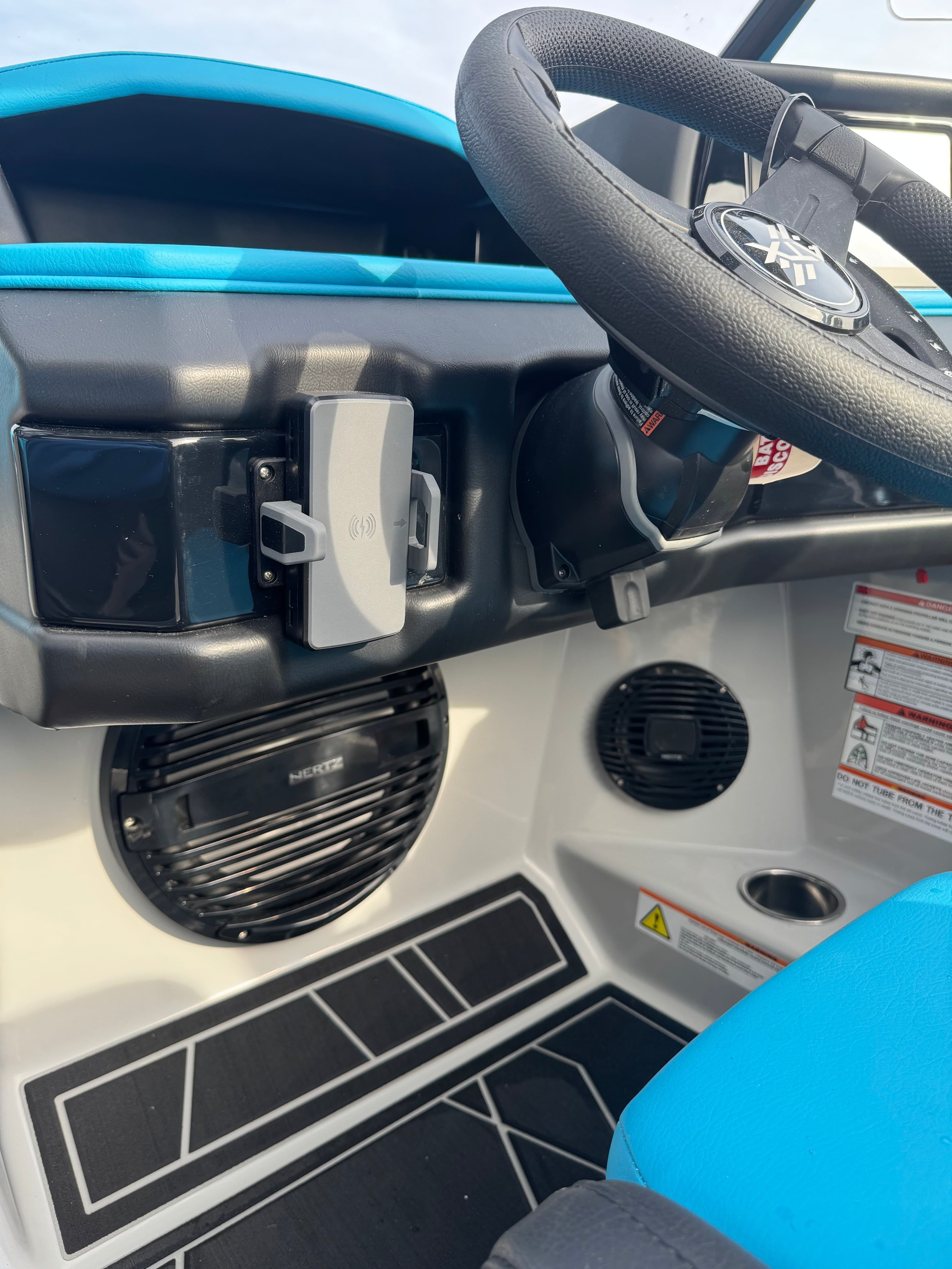 2026 ATX Surf Boats 22 Type-S - 13