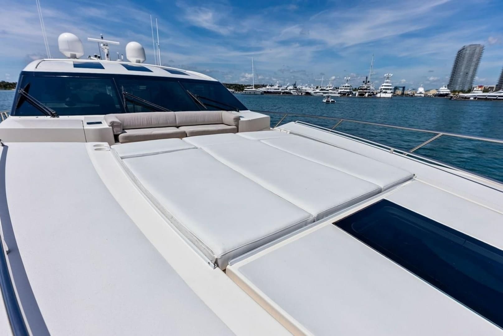 2013 Princess 78 - Image 23