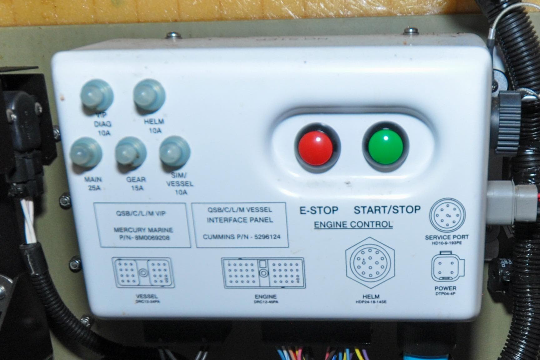 2015 Holland 32 Dorsey Dee Head Electronics Access