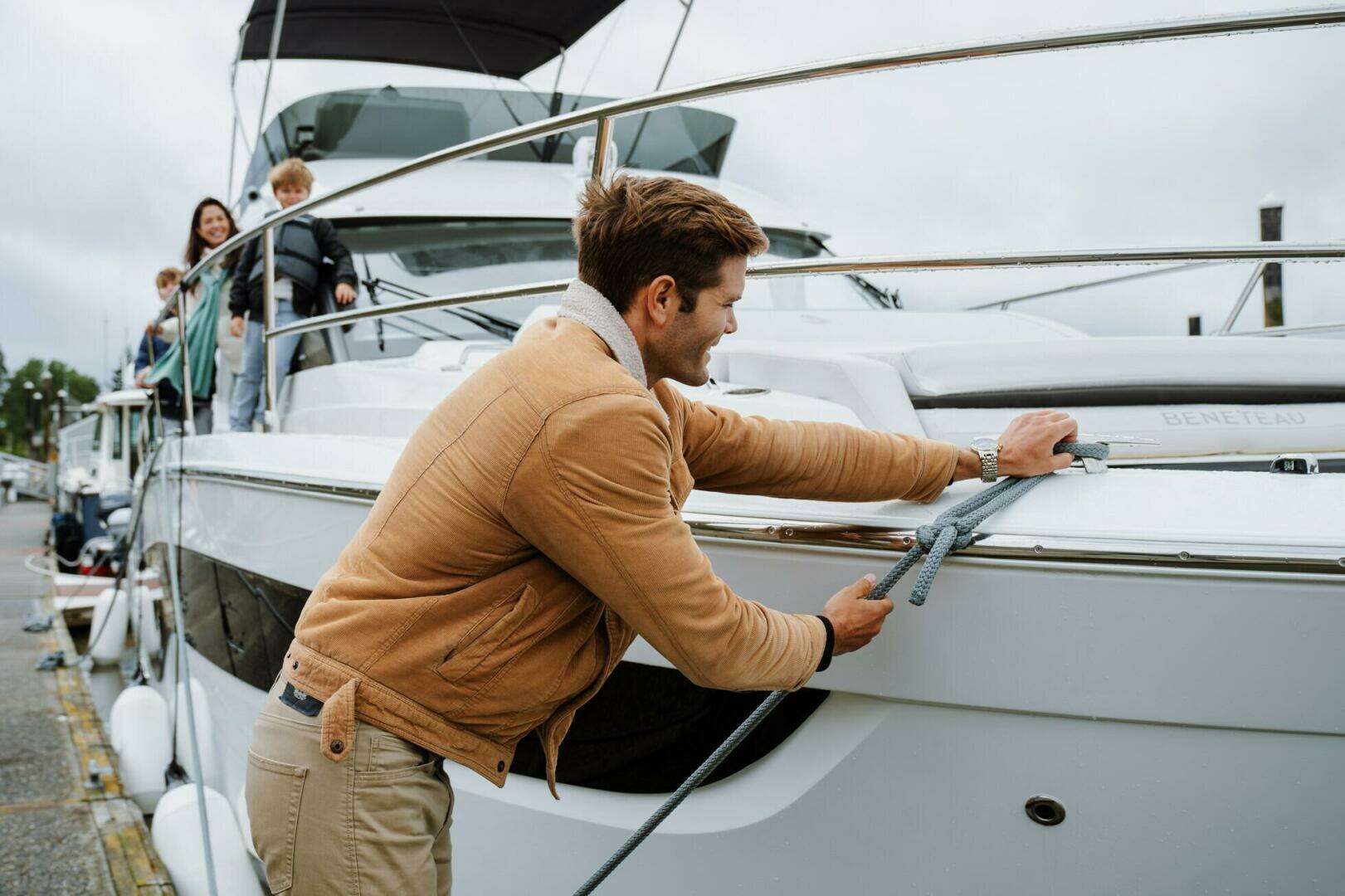 2026 Beneteau Antares 12 Fly - Image 22