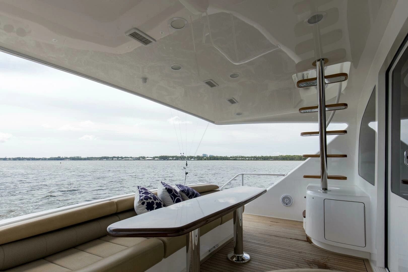 2016 Viking 92 Enclosed Bridge - Image 63