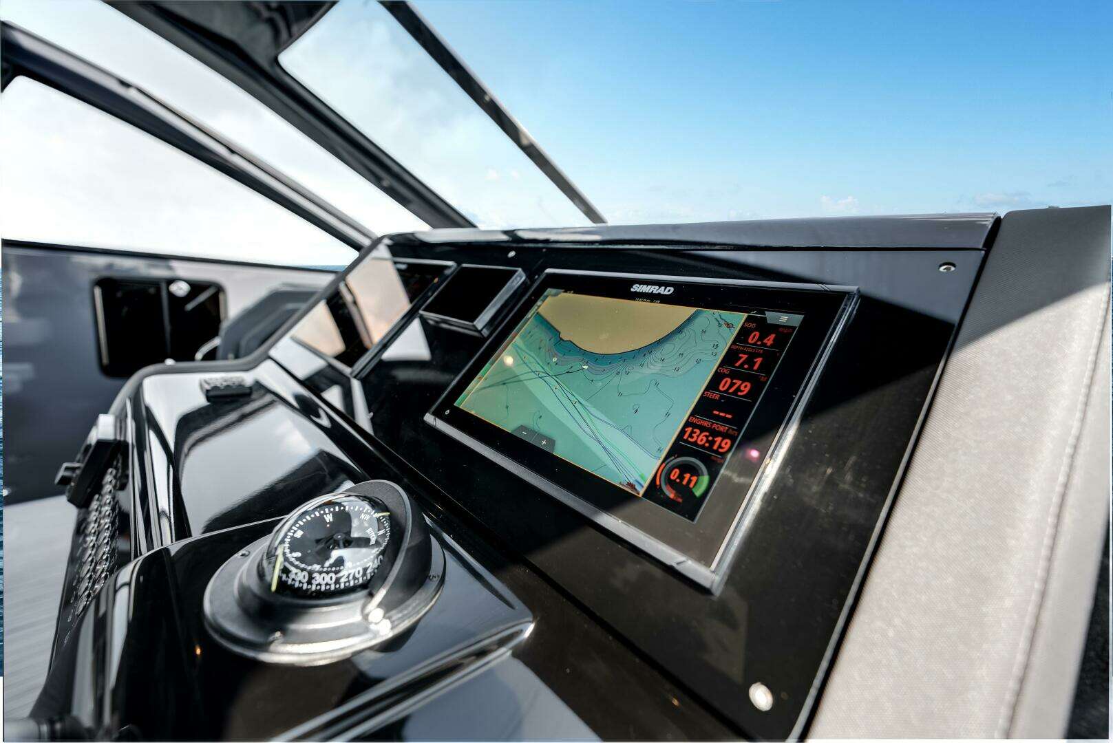 2023 Cruisers Yachts 42 GLS OB - Image 36