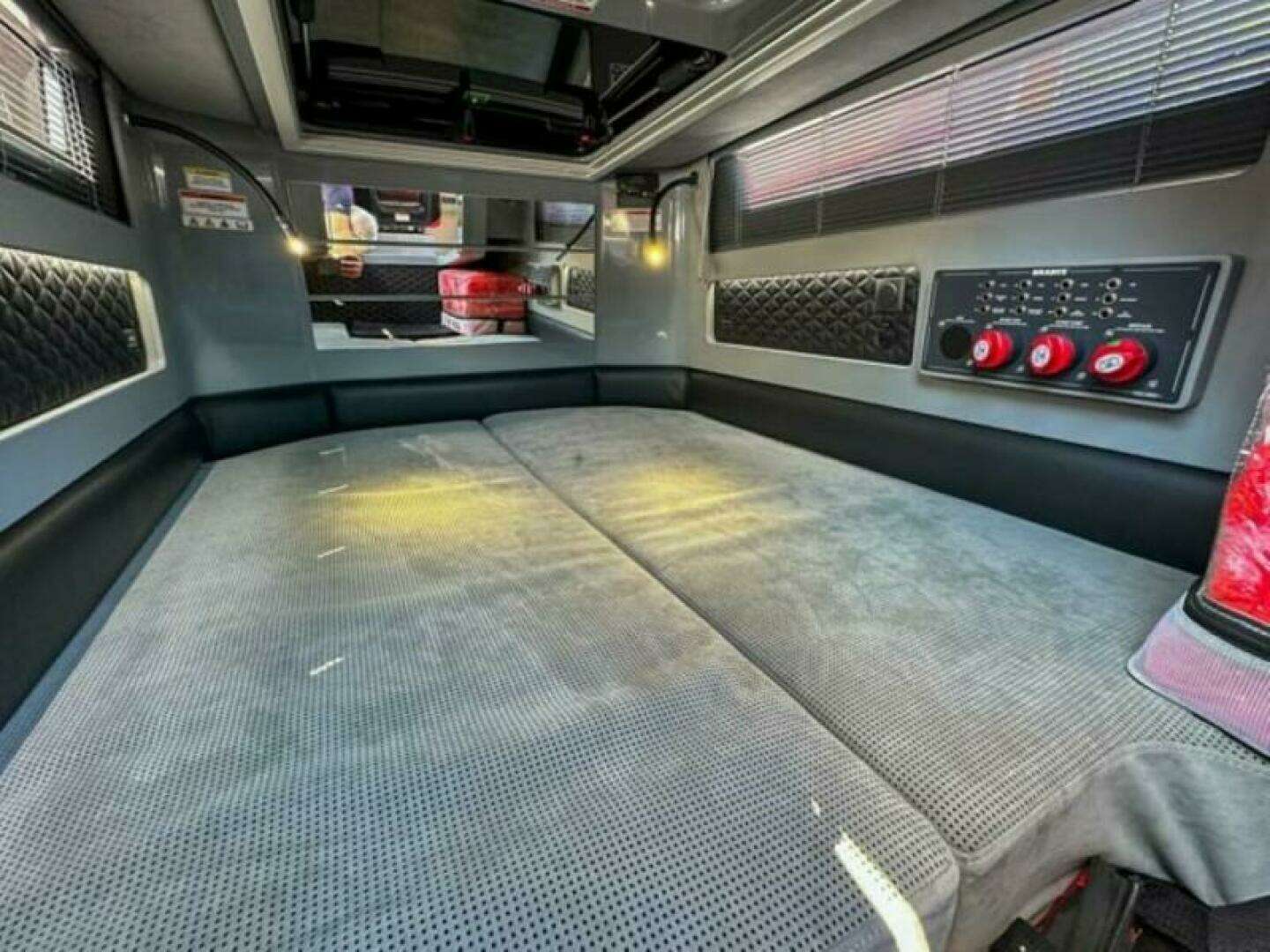 2023 Brabus Shadow 500 - Image 19