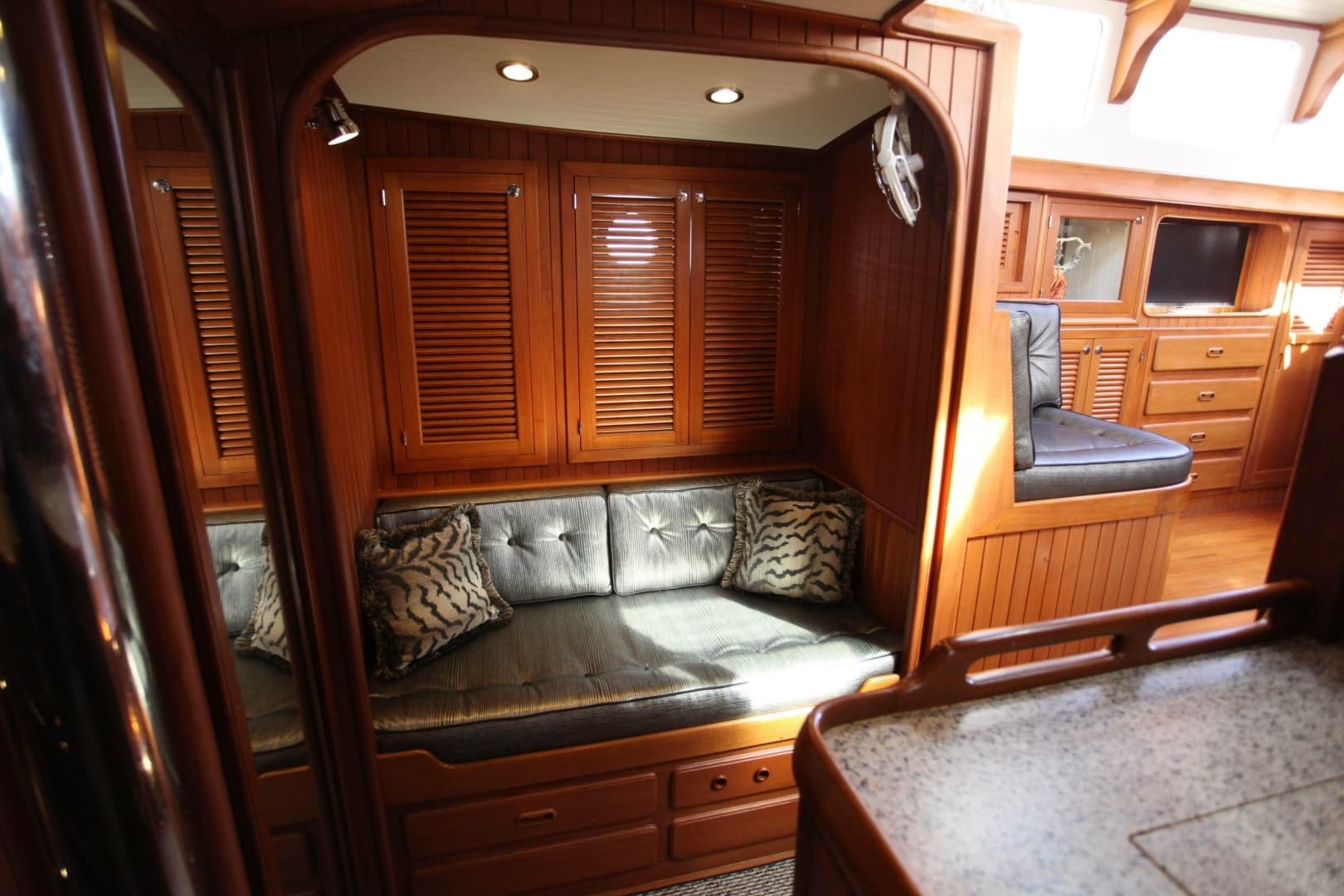 1997 Hampton 43 - Image 71