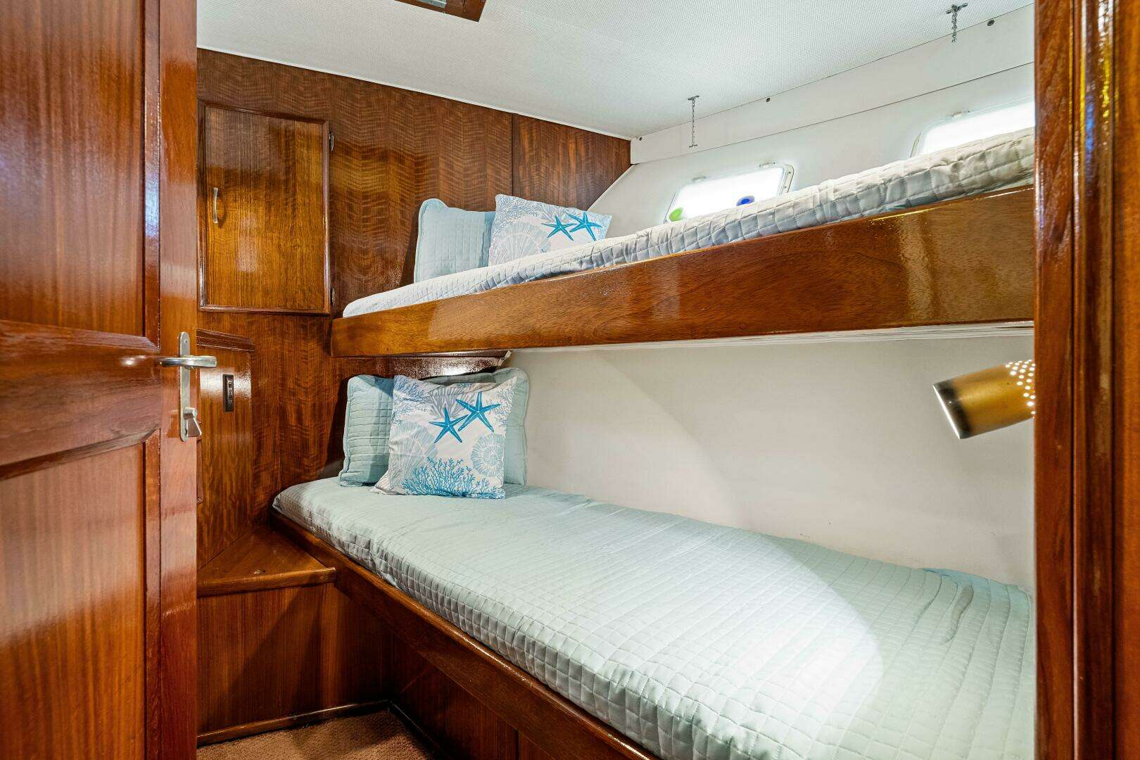 1979 Hatteras 53 Classic - Image 60