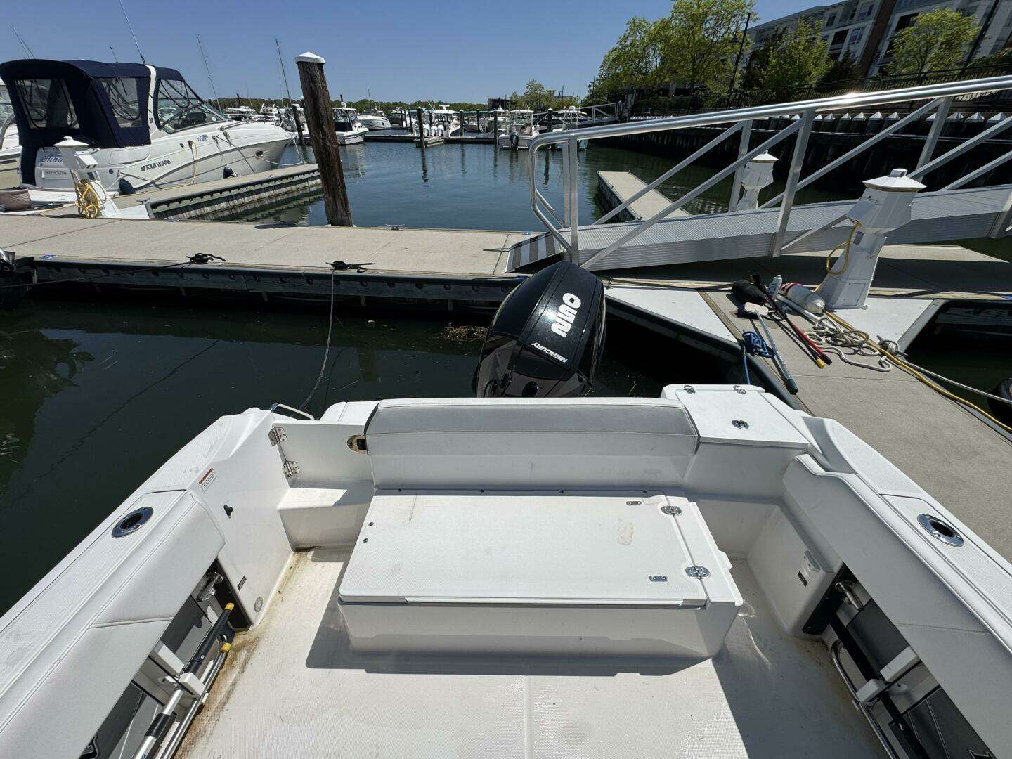 2020 Blackfin 212 CC - Image 8