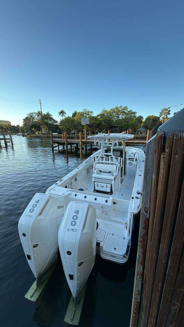 2025 Blackfin 302CC - Image 6