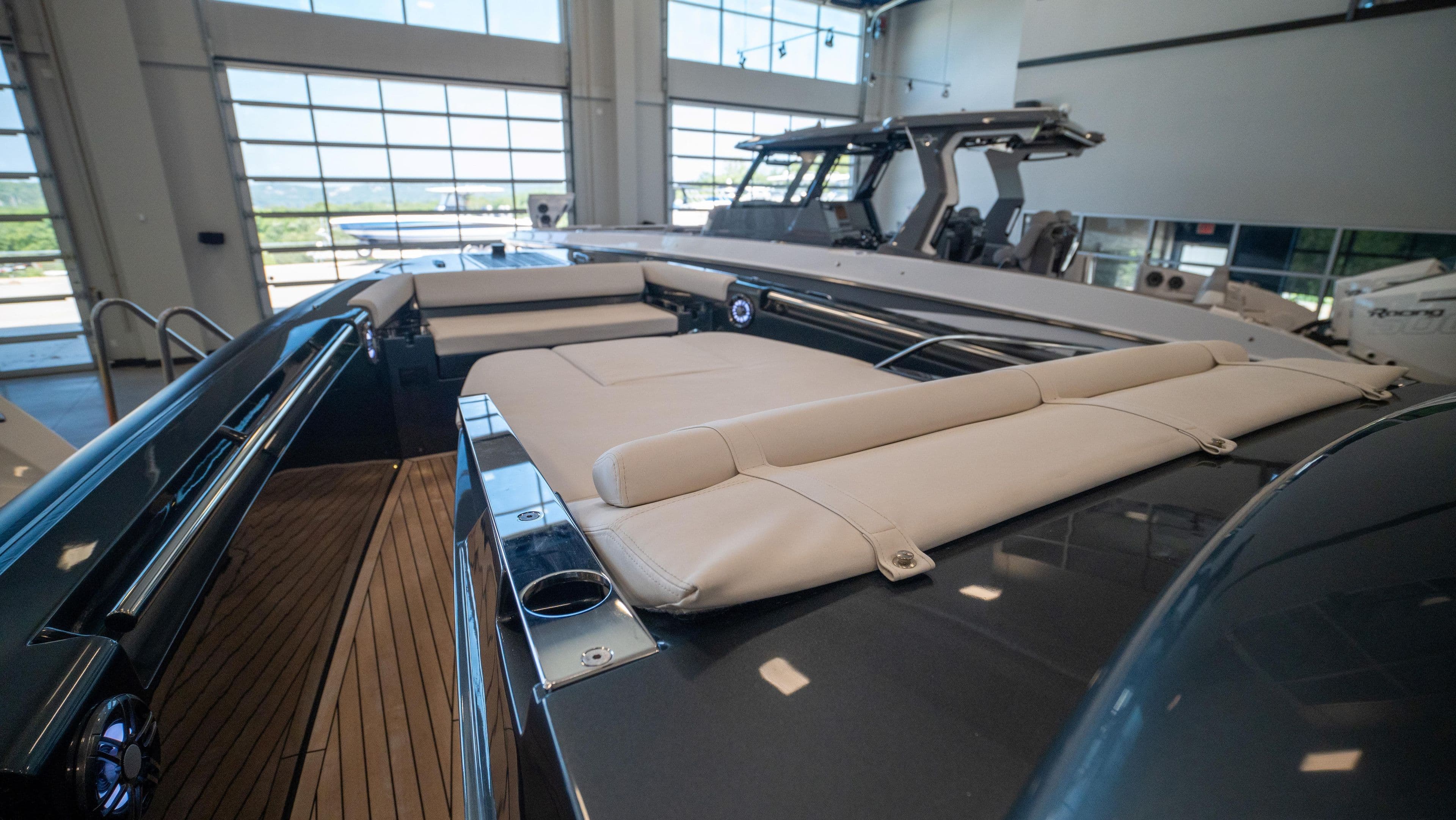 2025 Pirelli TecnoRib 42 OB luxury boat interior with sleek design and comfortable seating.