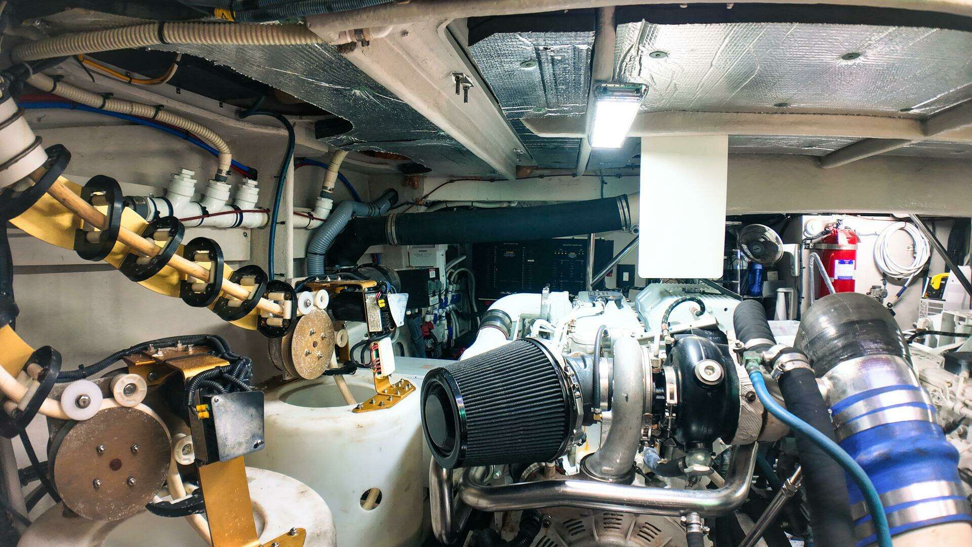2016 Sea Ray L590 Fly - Image 31
