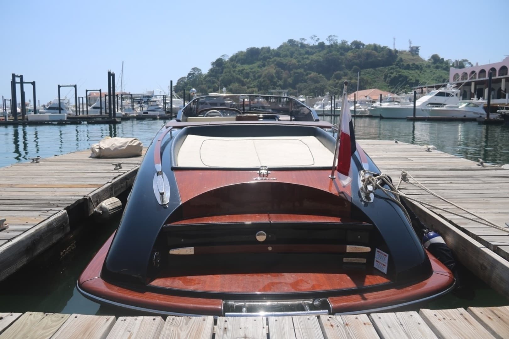 2015 Riva 33 Aquariva - Image 5