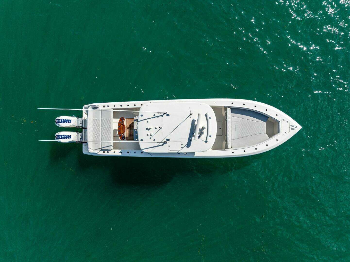 2015 Bahama 41 - Image 17