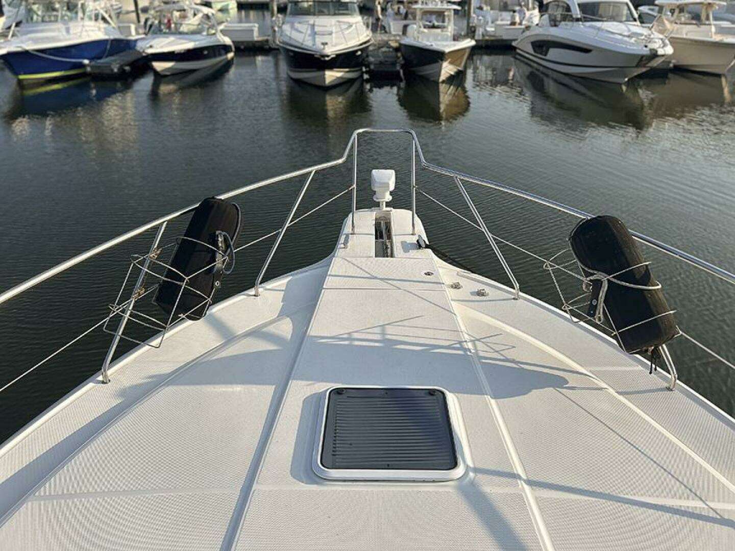 2002 Silverton 42 Convertible - Image 7