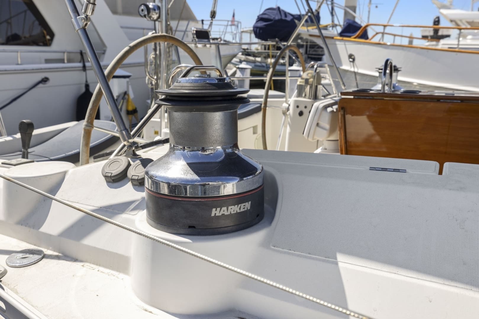 2001 Jeanneau — - Image 5
