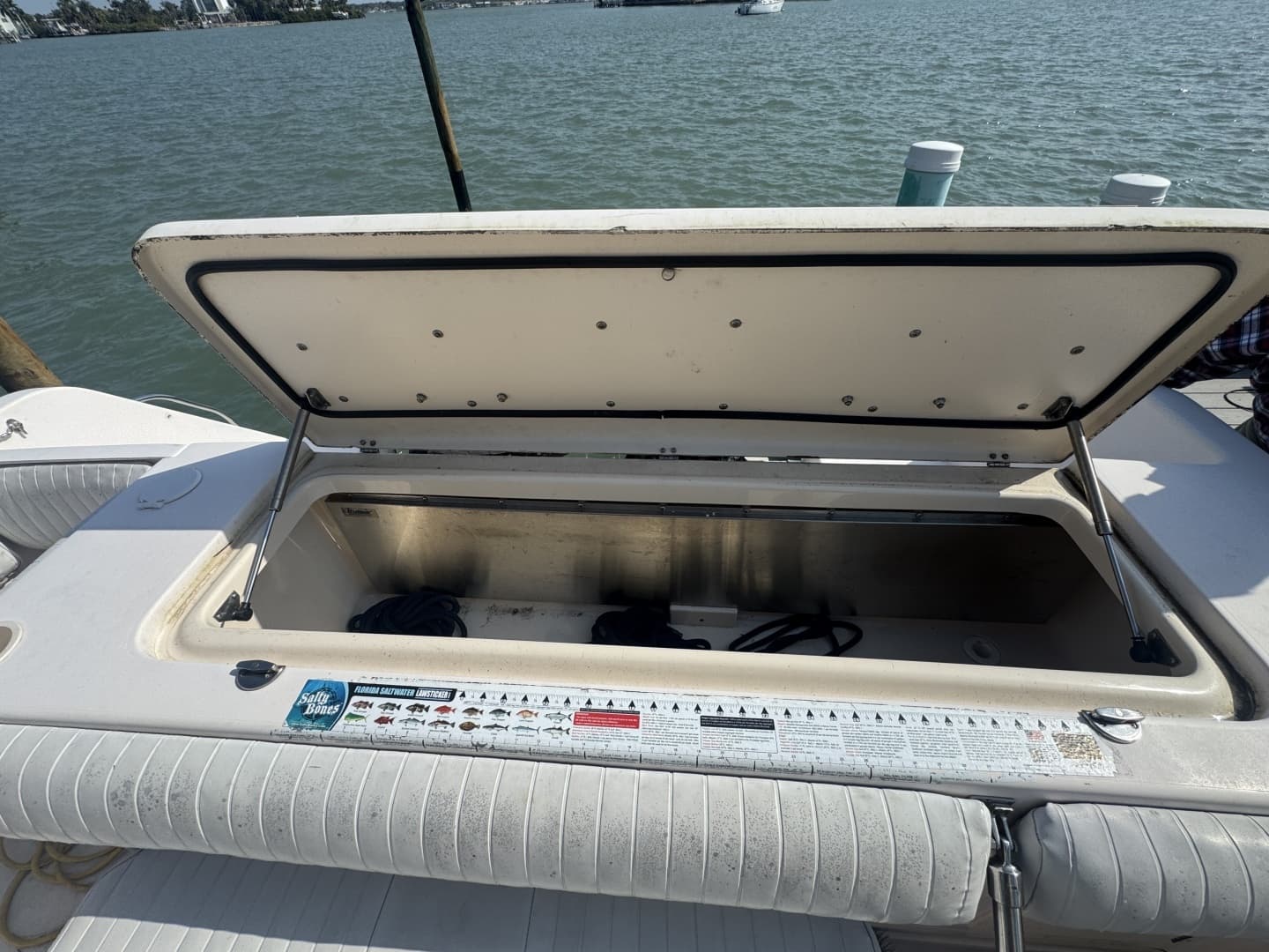 2007 Grady-White 305 Express - Image 31